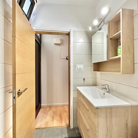 Casa Anahi 아파트 아로나